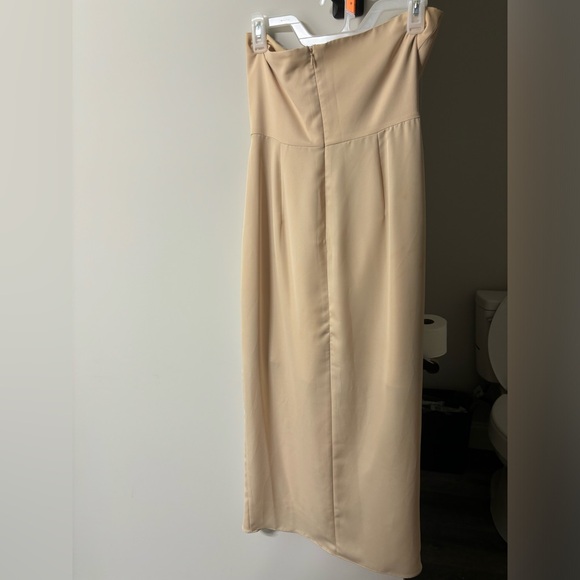 Cream/Nude Bridesmaid dress - Picture 3 of 10